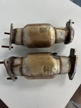 Akrapovic L-co/ss/1 C8 Chevrolet Corvette Link Pipe Set - Catted