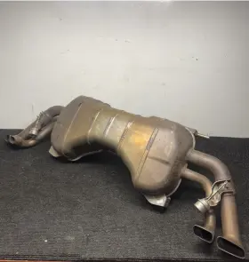 420251609 Audi 2011-2015 R8 4.2l V8 Rear Exhaust Muffler System Oem