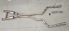 3020-32575 Awe Tuning Track Edition Exhaust For Dodge Durango 3.6 / 5.7 - Chrome Silver Tips