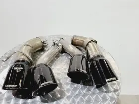 331.gm1u22 Chevrolet Camaro 2022 Exhaust Pipe Tips Set 568324