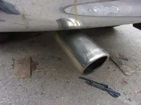 332.ch8m04 Dodge Truck Tdodr1500 2004 Tail Pipe 1913658
