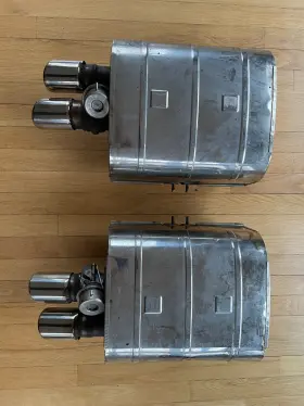 167998 Ferrari Oem 550 / 575 Rear Exhaust Mufflers Silencers