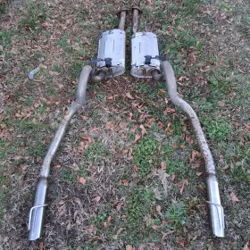F17364l Ford 99-04 Mustang Gt Factory Exhaust 54k Miles 00 01 02 03 1999 2000 2001 2002