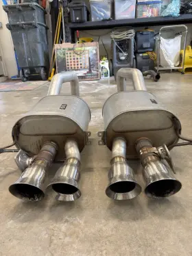 20968760 General Motors Oem C7 Npp Exhaust Muffler Pair 2014-2019