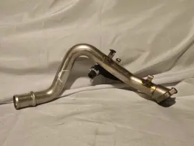 12711656 Gm 17-21 Chevy /gm L5p Exhaust Gas Recirculation Manifold Cooling Return Pipe