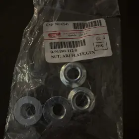 0-91180-112-0 Isuzu New Nut Adj Plate