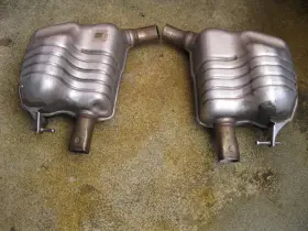 A2054907101 Mercedes-benz 2015-2021 C450 C43 Amg Rear Mufflers Set 2054907101 / 2054907201