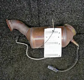 A2384902900 Mercedes-benz C300 Catalytic Converter Front Exhaust Gas Line 19 21 Oem