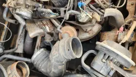 330.gm2z86 Pontiac Fiero 1986 V-6 2.8l Exhaust Crossover Pipe With Heat Shields 1243904