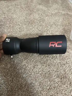 Rc96050 Rough Country Exhaust Tip Black Red Rc Logo 2.5-3 Inch Pipe Single Inlet Dual Outlet